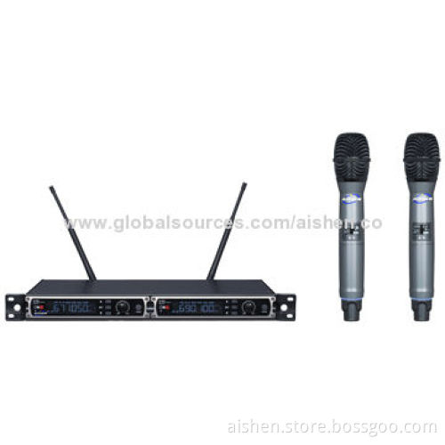 PLL and UHF True Diversity Wireless Microphone